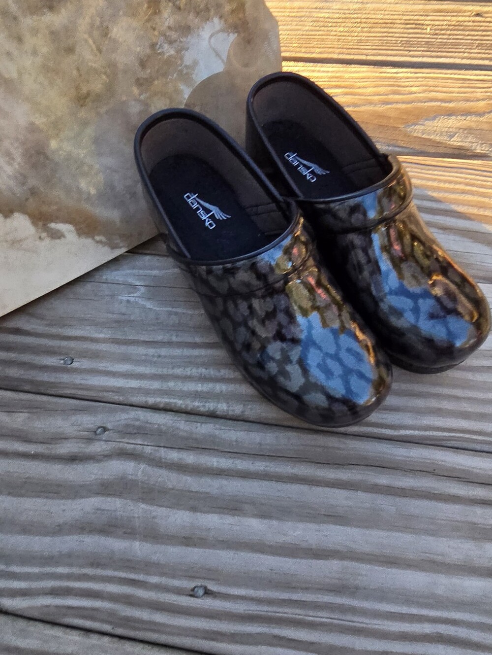 Dansko Black Gray Leopard-Print Patent Clogs Professional Wear. - Picture 5 of 6